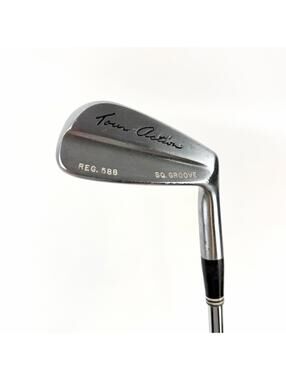 Cleveland Tour Action Reg 588 SQ Groove 8 Iron True Temper Dynamic Gold R400 RH